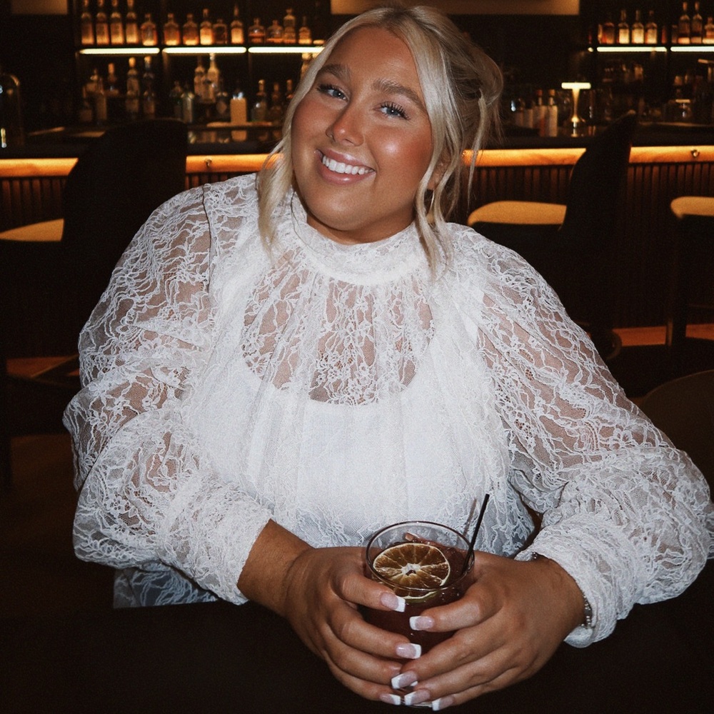 White Lace Puff Sleeve Blouse